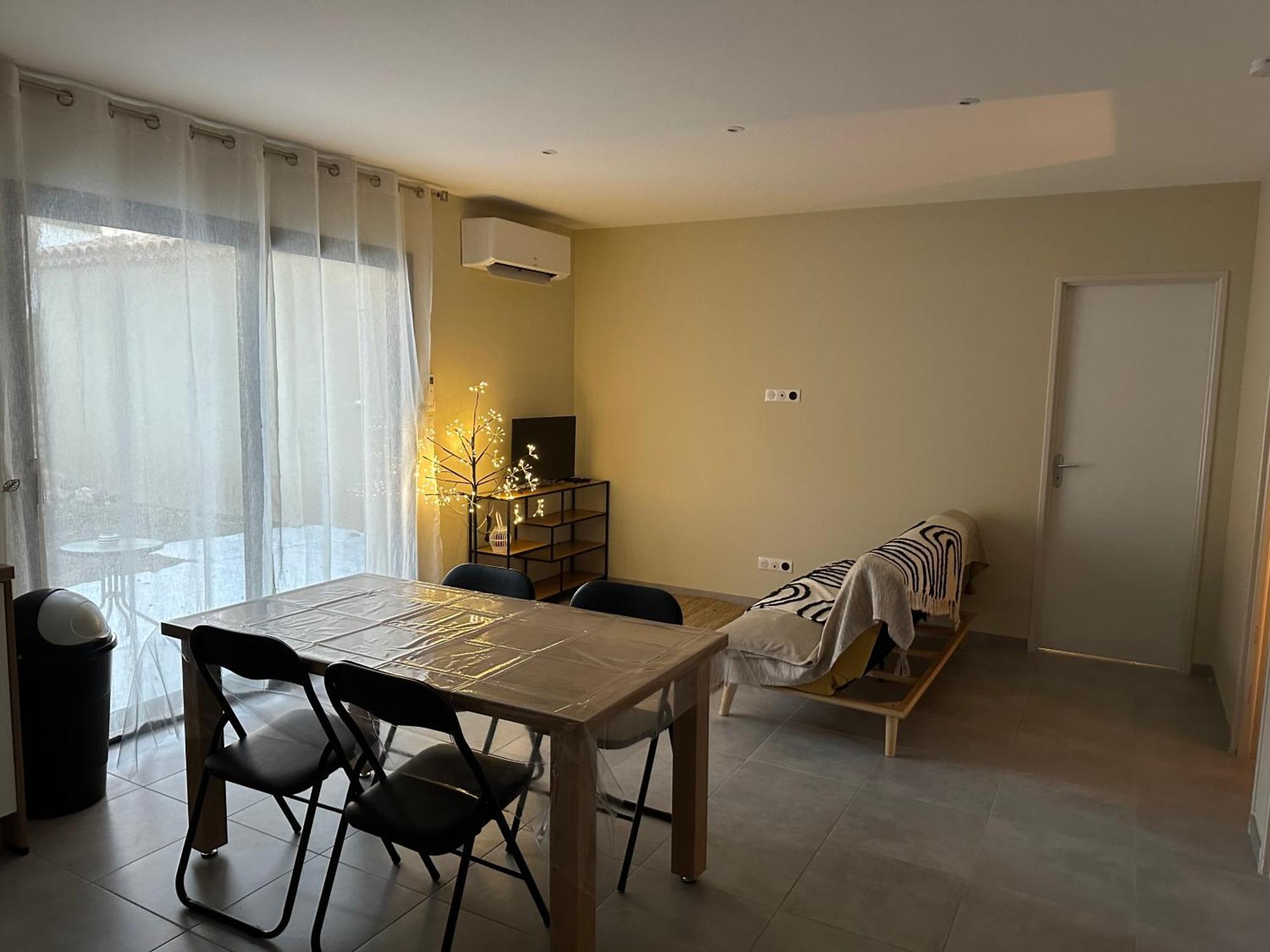 Maison T3 Dans Un Village Calme Saint-Mitre-les-Remparts Bagian luar foto